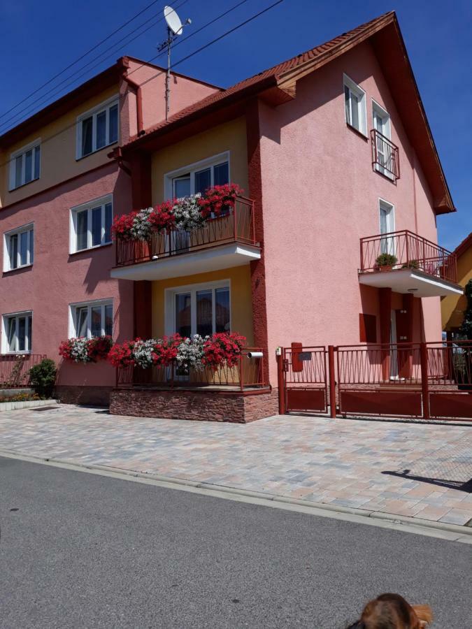 Apartmany Boss Liptovský Mikuláš Екстериор снимка